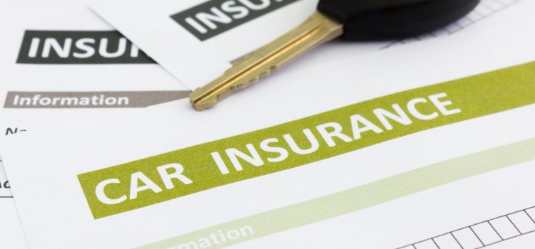 Changer d’assurance auto : le guide du comparateur pour une conduite sereine